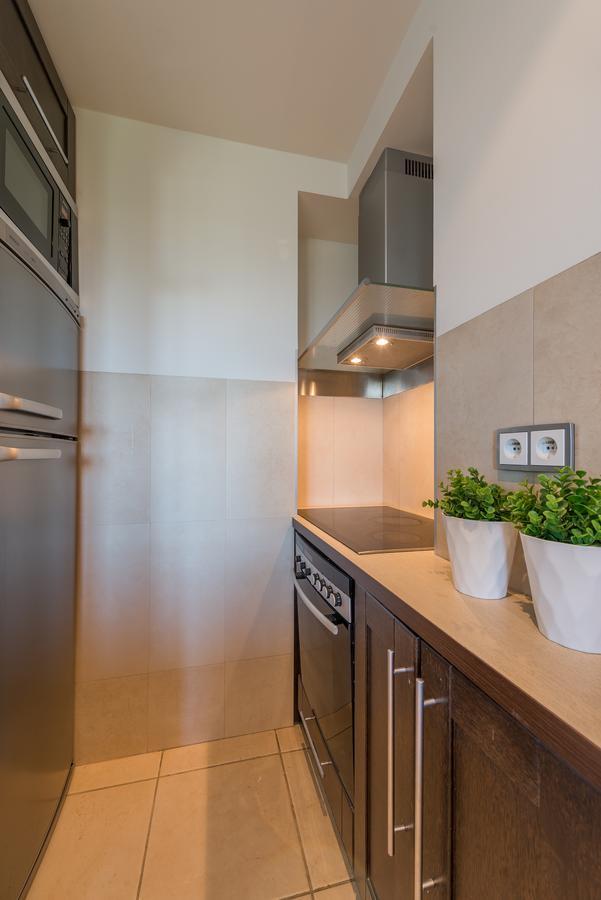 Miasteczko Orange P&O Service Apartments วอร์ซอ ภายนอก รูปภาพ