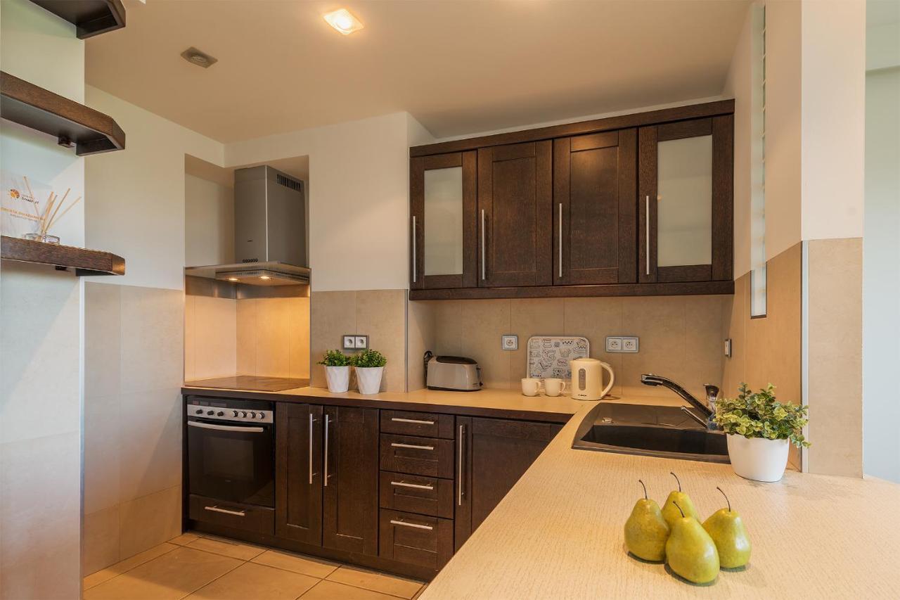 Miasteczko Orange P&O Service Apartments วอร์ซอ ภายนอก รูปภาพ